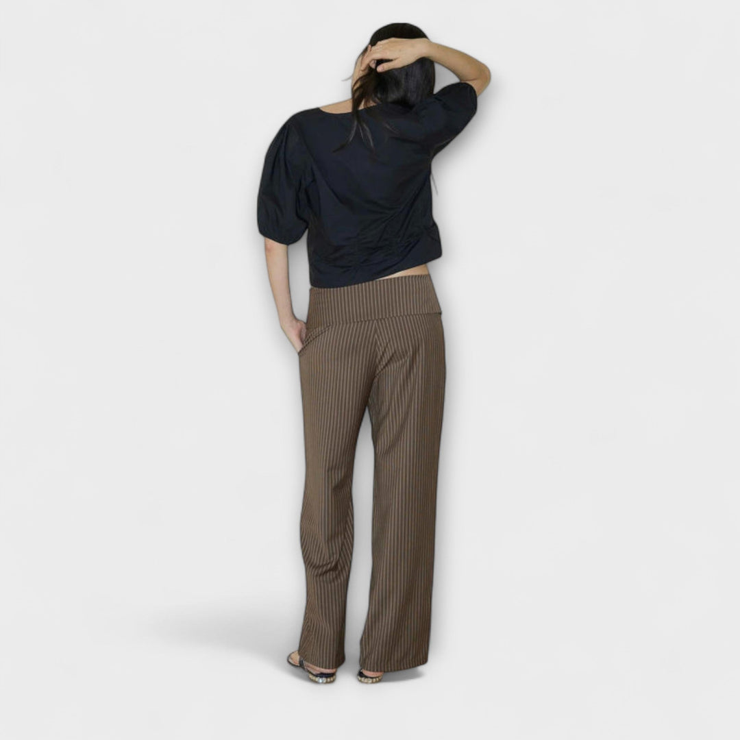Noémi – Pantaloni con pieghe